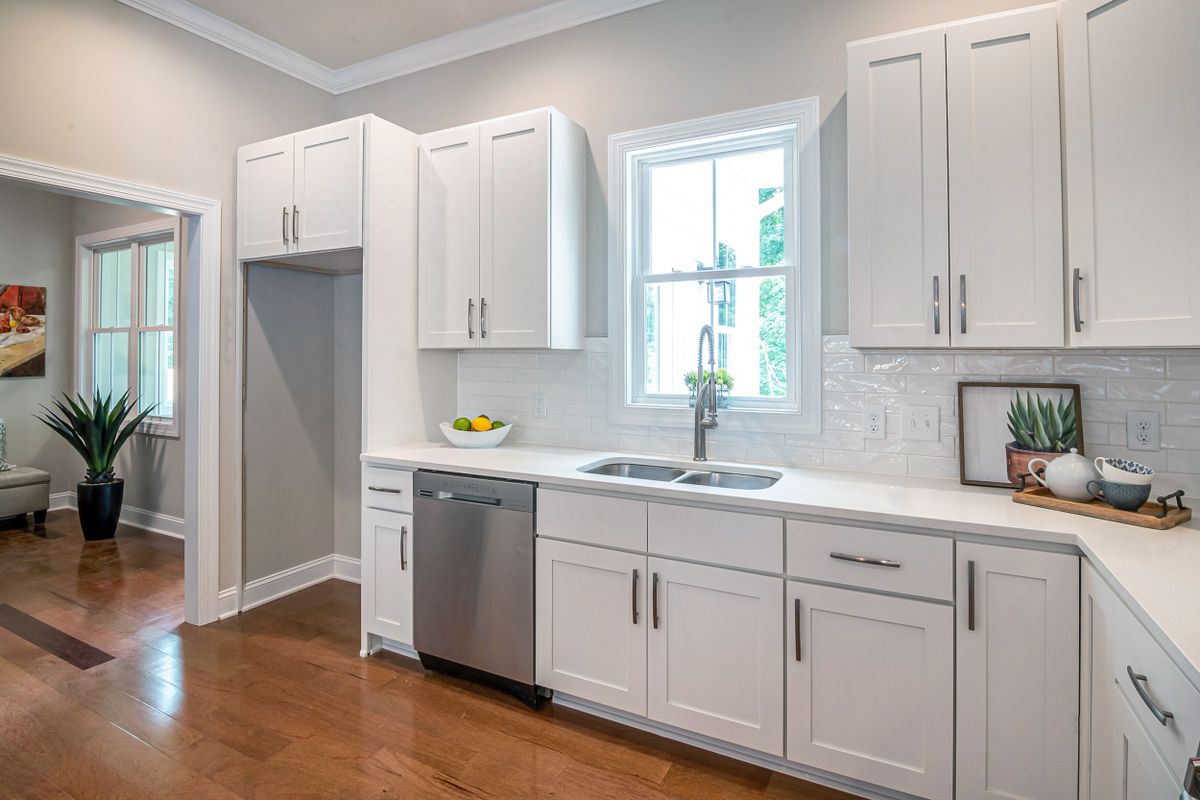 Kitchen Cabinet Painting